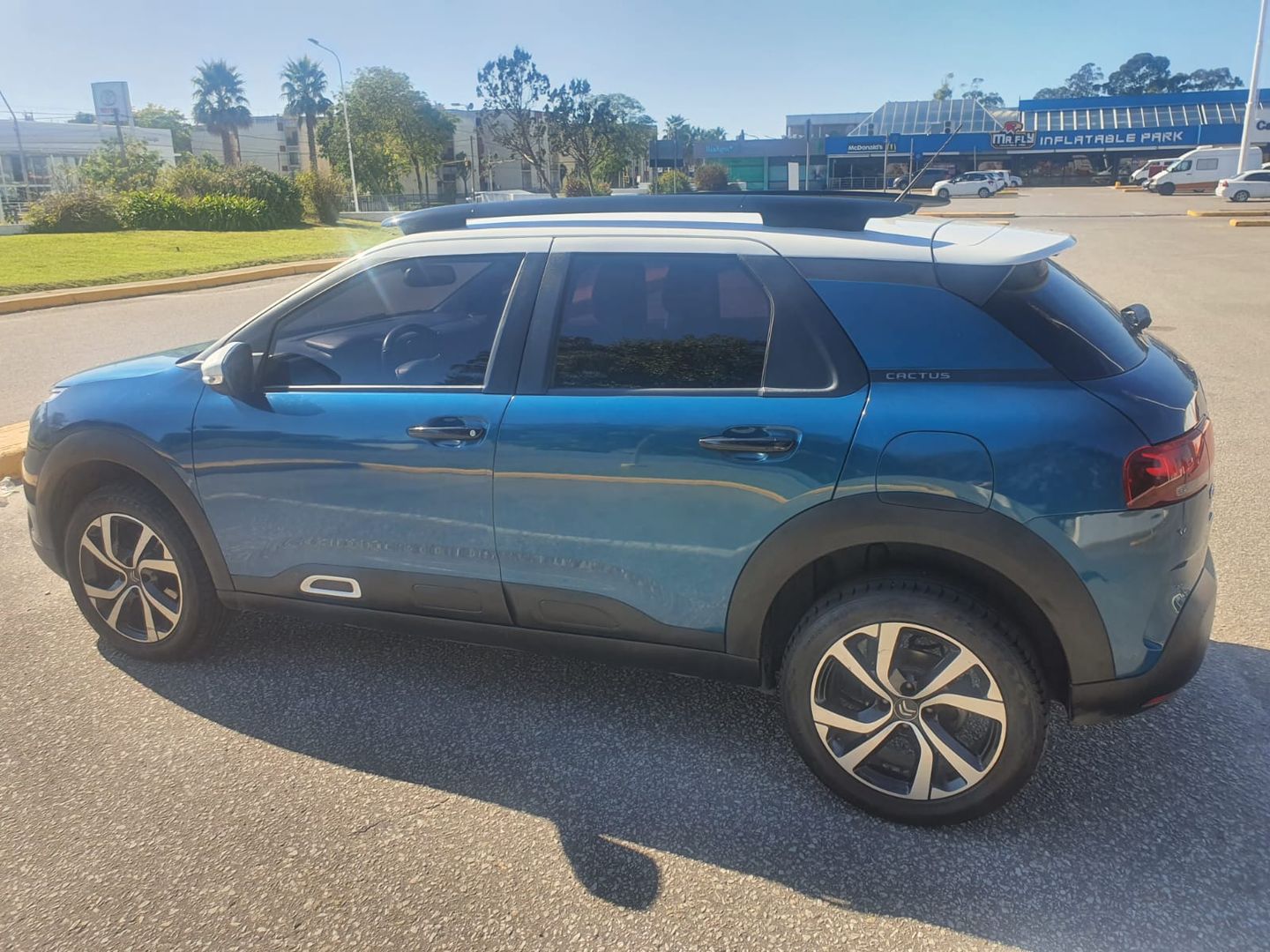 Citroen C4 Cactus SHINE AM20 2019